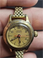 Vintage Winton Incabloc watch women's. Found in