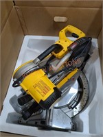 DeWalt 12" Double Bevel Compound Miter Saw