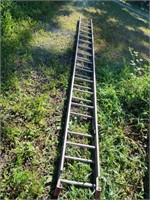 32' Aluminum Ladder