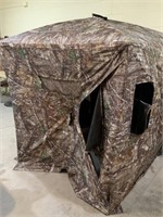 CAMO HUNTING BLIND