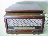 Wards Airline Radio & Phonograph - As Is