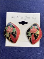 Floral earrings