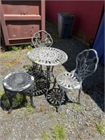 4pc  casted bistro set n stool