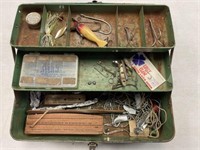 LYNCH MODEL 102 TURKEY CALLER & TACKLE BOX