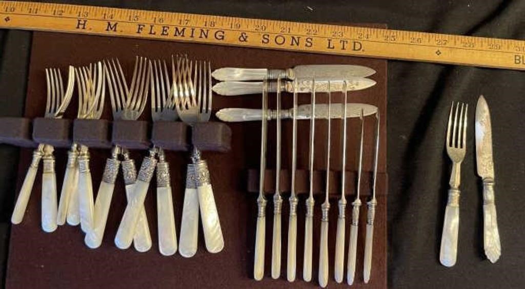 Lot of flatware