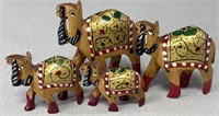 4 Small Wooden Deco Camels