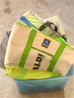 TOTE W/ COLD FOOD & OTHER BAGS