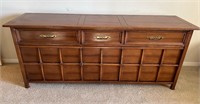 American of Martinsville 9 Drawer Dresser