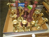 BOX OF BRASS & METAL CANDLE HOLDERS