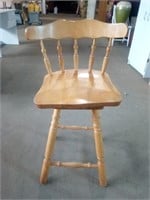 Swivel Wooden Bar Stool Possibly Maple Measures