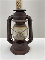 SMALL DEITZ COMET LANTERN - MISSING HANDLE