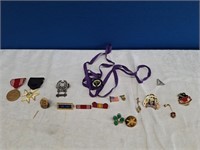 Military Pins, Medals, And Ribbons