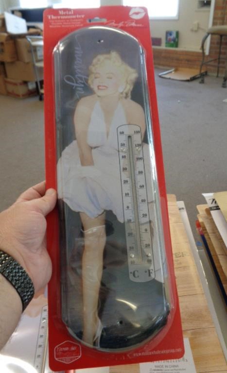 5" X 17" METAL THERMOMETER - MARILYN MONROE