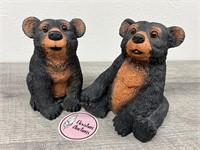 2 Cute bear statues