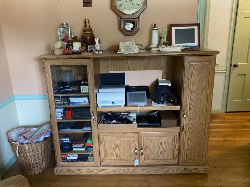 Oak Entertainment Center 52"H x 67"L x 20"D