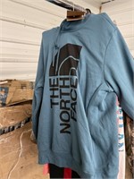 North Face Hoddie size Medium New with Tags