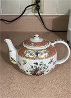 Andrea Porcelain teapot