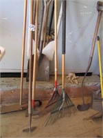 6 LONG HANDLED TOOLS- RAKES BROOM, SHOVEL