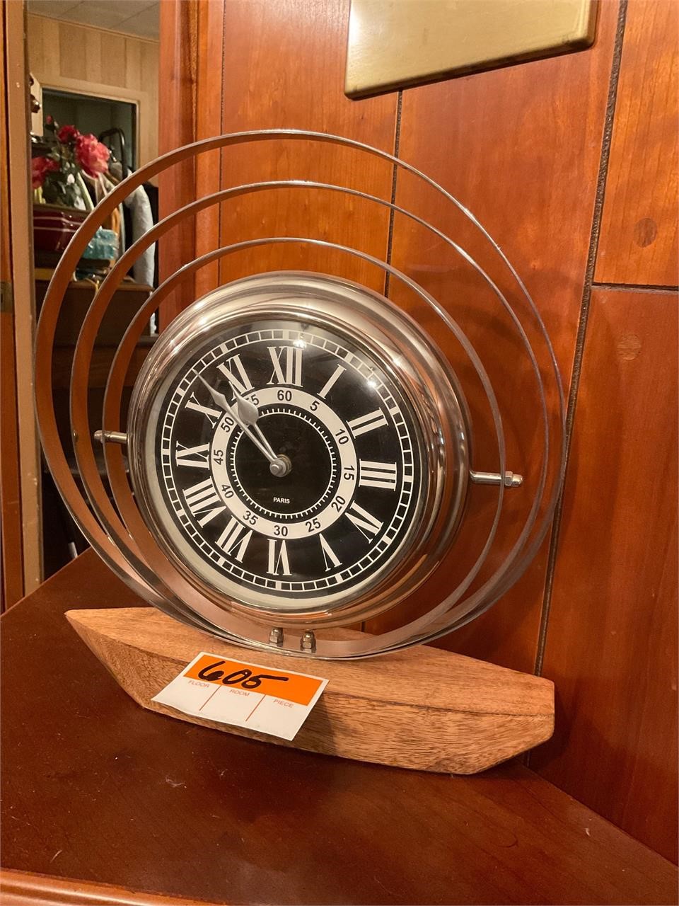 Modern Style Mantel Clock