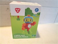 NEW LIGHTS AND SAUNDS TOY ROBOT 2+