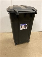 12 litre wheeled garbage can. Unused