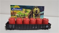 HO Athearn Gondola With Canisters