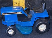 Ford Lawn tractor