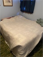 Sealy full size mattress/box springs with bedding