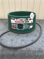 Heated pet bowl