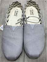 Toms Ladies Canvas Shoes Size 11 (light Use)