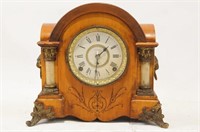 Mantle Clock - French