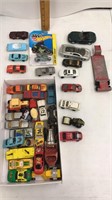 Lot of die cast and plastic Hot Wheels cars,race