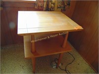 SQUARE 2 TIER TABLE