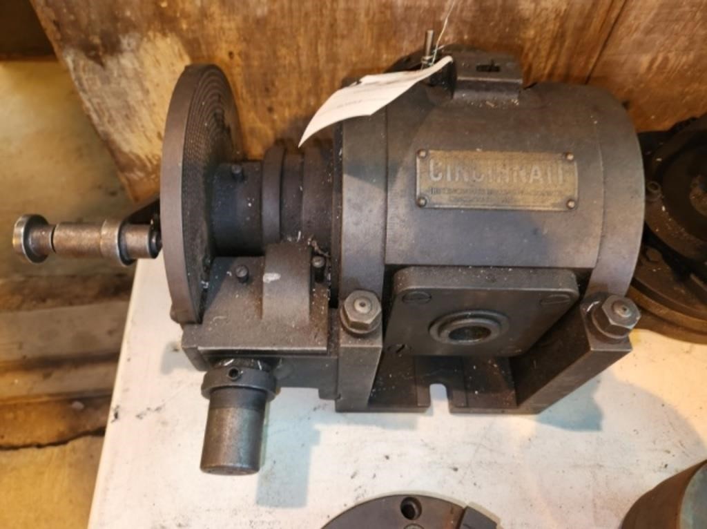 CINCINNATI MACHINE DIVIDING HEAD