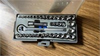 40 pc  Allied Glovebox Tool Kit w/case