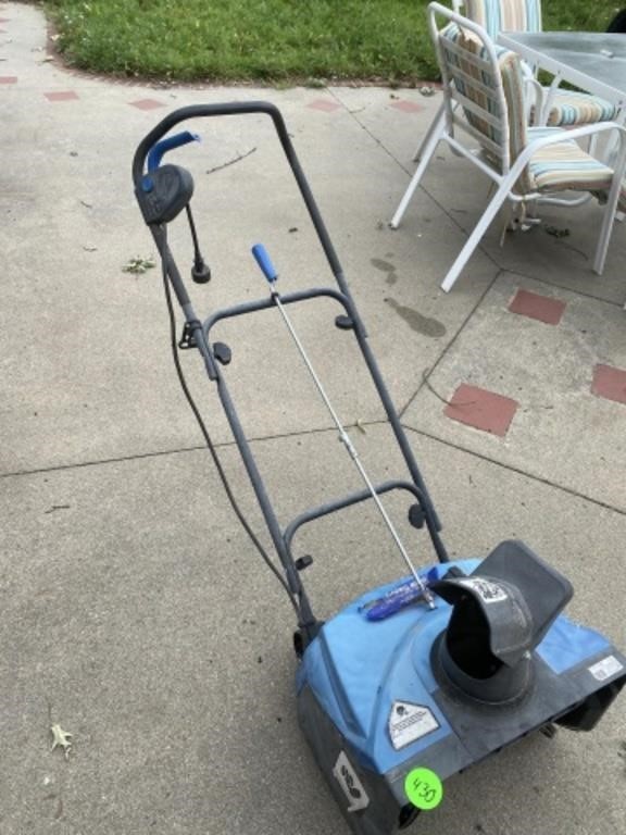 ELECTRIC SNOW BLOWER