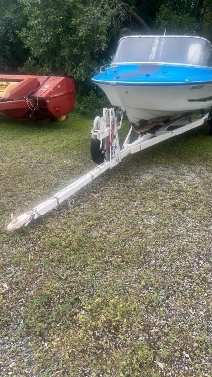 Boat trailer motor