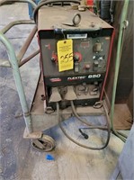 LINCOLN FLEXTEC 650 WELDER