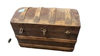 Old wood/metal humpback trunk w/ leather handles
