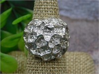 HAMMERED SILVER TONE RING