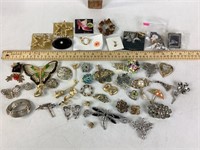 Costume jewelry - brooches, pins