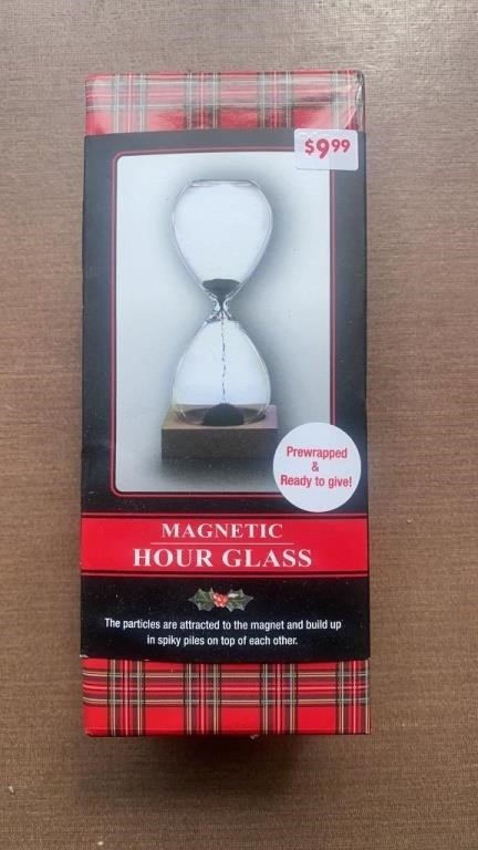 New - Magnetic Hour Glass