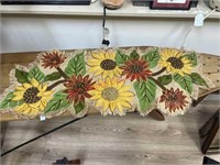 Burlappy Flower table runner (small room)