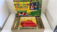 1961 KENNER GIVE-A-SHOW PROJECTOR W/ COLOR SLIDES