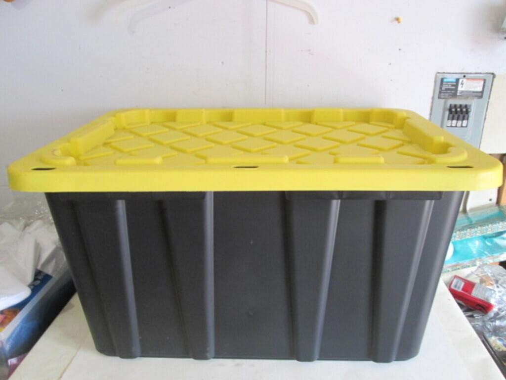 GUC HDX PLASTIC STORAGE TOTE BIN 102L