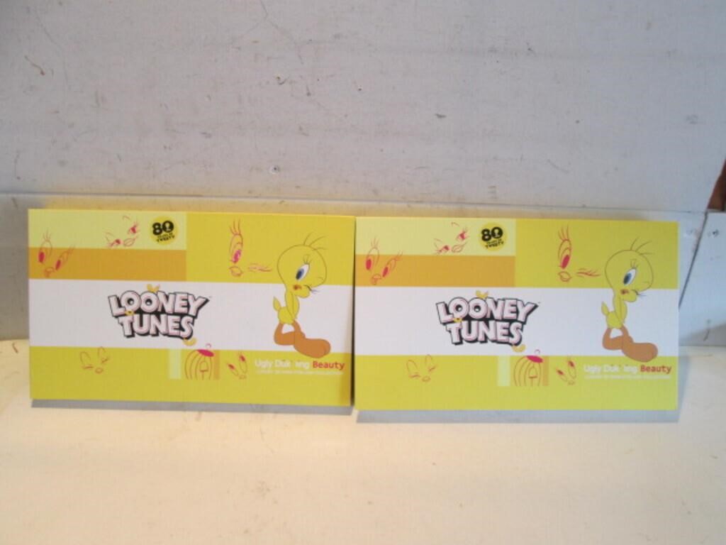 NEW BEAUTY UGLY DUKLING LOONEY TUNES EYE LASHES