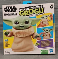 STAR WARS Dancing GROGU Doll "NIB"