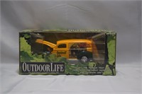 OUTDOOR LIFE GRIZZLY COLLECTORS VEHICLE