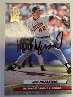 Orioles Mike Mussina Signed Card with COA