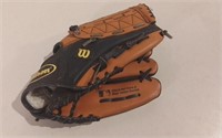 Wilson 10.75" Baseball Glove